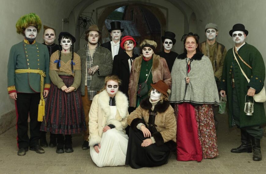 Dracula Journey: A Case Study of a Family-Oriented Dark Tourism Event in Josefov (CZ)