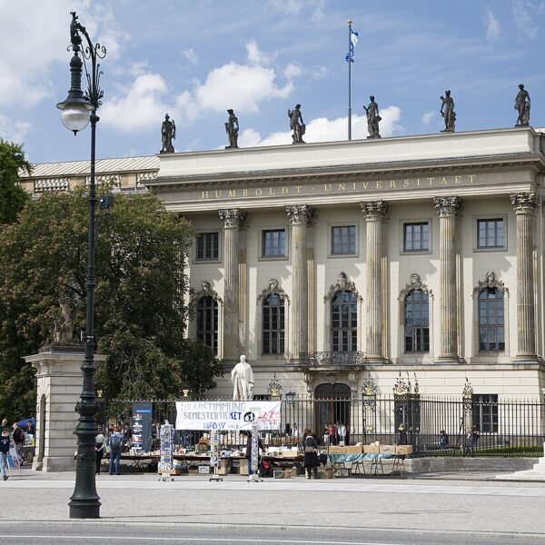 Fundación del “Grupo de trabajo sobre marketing electrónico para el patrimonio fortificado”